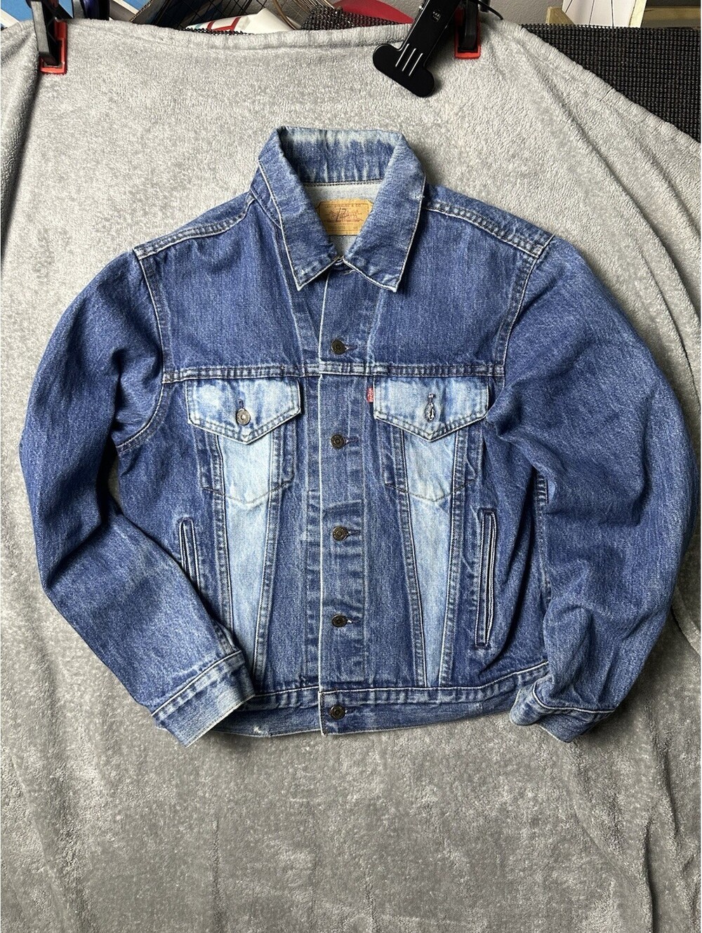 Vintage 80s Levis 70506 Denim Jacket 42 Canada Custom Chain Punk Trucker